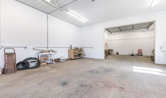 2182 Seippel Rd, Asbury, IA 52002