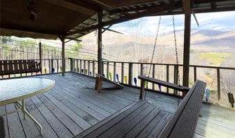 3059 NC 261 Hwy, Bakersville, NC 28705