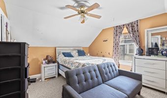 42 Newbury St, Auburn, ME 04210