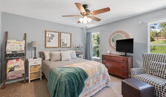 329 Gateford Dr, Ballwin, MO 63021