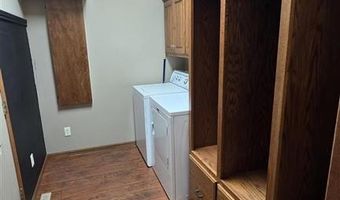 913 34th St, Cody, WY 82414