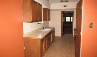 1604 W Bullock Ave, Artesia, NM 88210