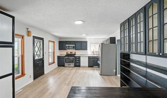 615 Lincoln St, Ainsworth, IA 52201