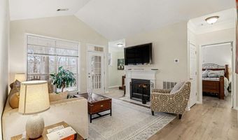 933 Sandringham Dr 933, Alpharetta, GA 30004