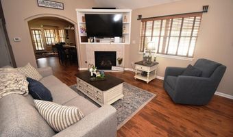 933 Amesbury Ct, Indianapolis, IN 46217