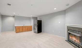 20402 COOL FERN Sq 20402, Ashburn, VA 20147