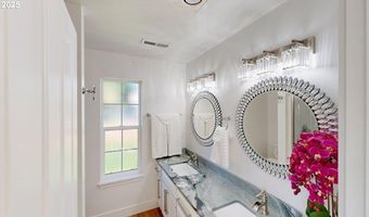 970 HASSETT St, Brookings, OR 97415