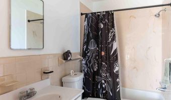413 N 4TH St, Bloomfield, NM 87413