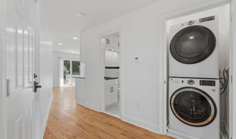 14 W 49TH St Duplex, Bayonne, NJ 07002