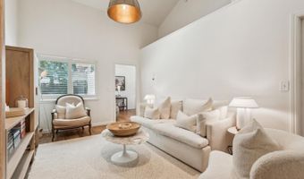 110 Viola Way, Angwin, CA 94508