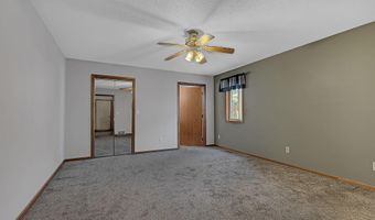 483 Voyager Dr, Alexandria, MN 56308