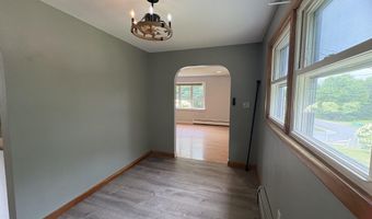 52 Forest Ave, Augusta, ME 04330