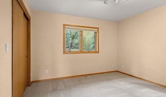 585 Nyla Ln, Ashland, OR 97520