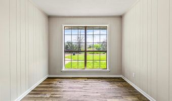 407 Quincy Ave, Alto, TX 75925