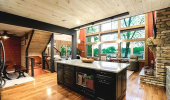 17 Point Ln, Arcadia, IN 46030
