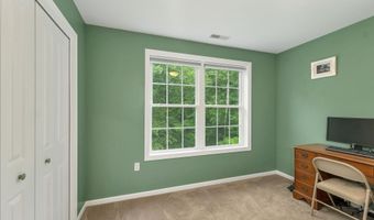 19 Linwood Dr, Alton, NH 03809