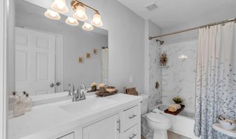 29 Tupelo Rd, Bayville, NJ 08721