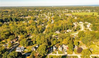 394 Long St, Amherst, OH 44001