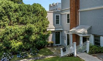 44 Bliss Mine Rd 10, Middletown, RI 02842