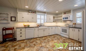 732 Platinum Ave, Cody, WY 82414