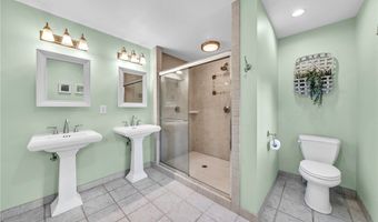 49 Burbank Dr, Amherst, NY 14226