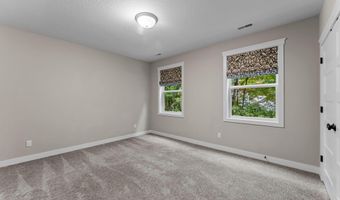 2008 Little Creek Cir, Rockford, MN 55373