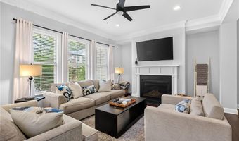 142 Brindle Ln, Alpharetta, GA 30009
