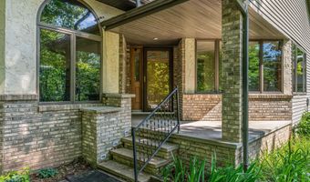 1711 E ROBIN Way, Appleton, WI 54915