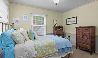 946 Briarwood Dr, Bartlesville, OK 74006
