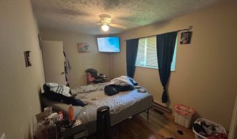 2027 Booth Quillen Rd, Ashland, KY 41102