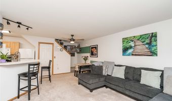 5221 Village Run Ave 1503, Des Moines, IA 50317