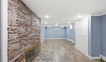 6354 Shenandoah Ave, Allen Park, MI 48101