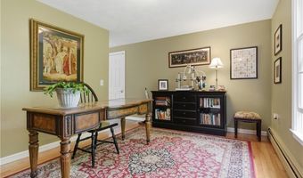40 White Pine Dr, Glocester, RI 02814
