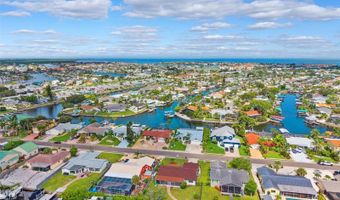 6521 BIMINI Ct, Apollo Beach, FL 33572