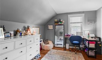 40 Queen St, North Kingstown, RI 02852