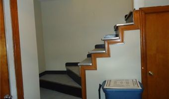 80 Phenix Ave, Cranston, RI 02920