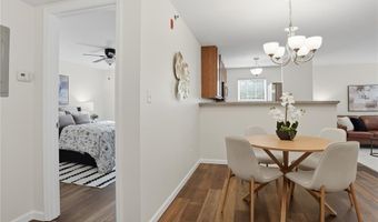 9744 Bexley Station Dr 8F, Affton, MO 63123