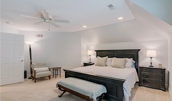 2816 Remington Pt, Aurora, OH 44202