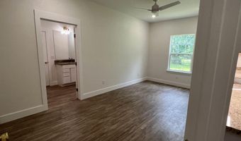 180 Lovers Ln, Alto, TX 75925