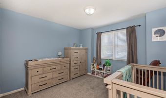 565 Walnut Ridge Trl, Aurora, OH 44202