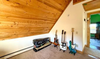 2 Bowles Ave, Bar Harbor, ME 04609