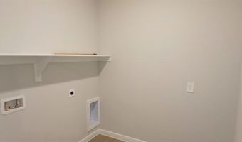 525 PENDLETON Ave, Keene, TX 76059