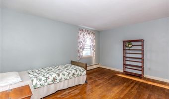 23 Roselawn Ave, North Smithfield, RI 02824