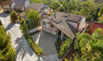 6425 E Shady Valley Ln, Anaheim, CA 92807