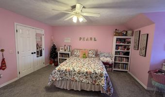 1705 Tyler Ave, Aurora, MO 65605