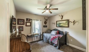 619 Crestman Dr, Arab, AL 35016