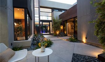 21 Drifting Shadow Way, Las Vegas, NV 89135