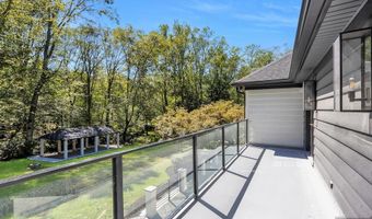 4 Duck Pond Rd, Alpine, NJ 07620
