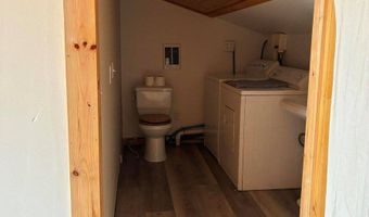 20 Monument Rd, Abbot, ME 04406