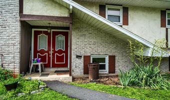 2057 GROVE St, Allentown, PA 18104